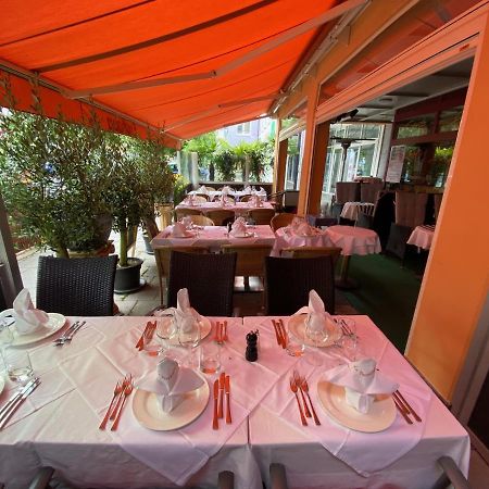 Hotel Ristorante La Terrazza Planegg Ngoại thất bức ảnh